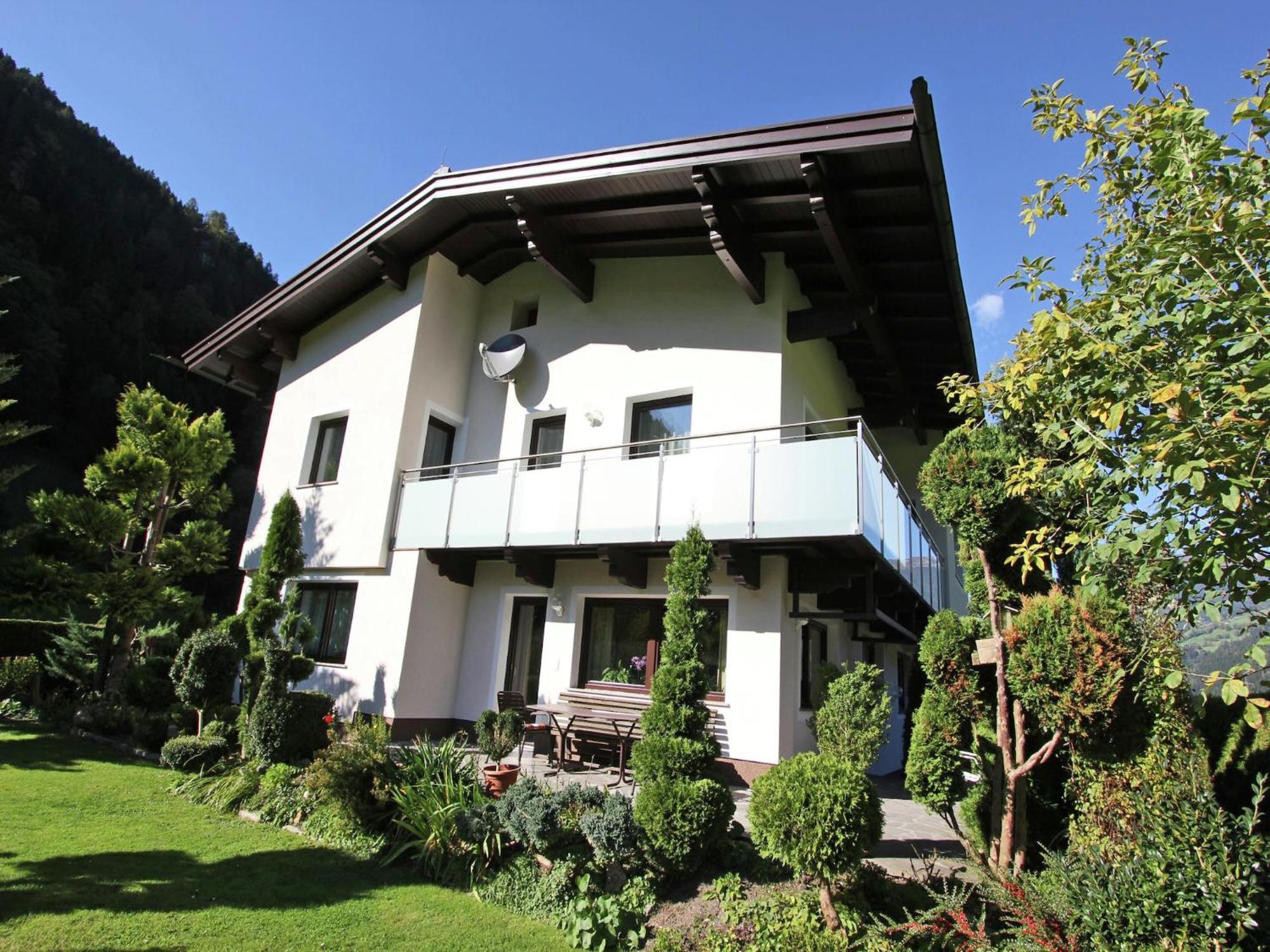 Cozy In Near Lift Aschau Im Zillertal